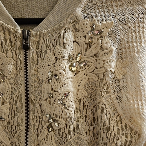 Miss Me Jacket - Picture 2 of 4